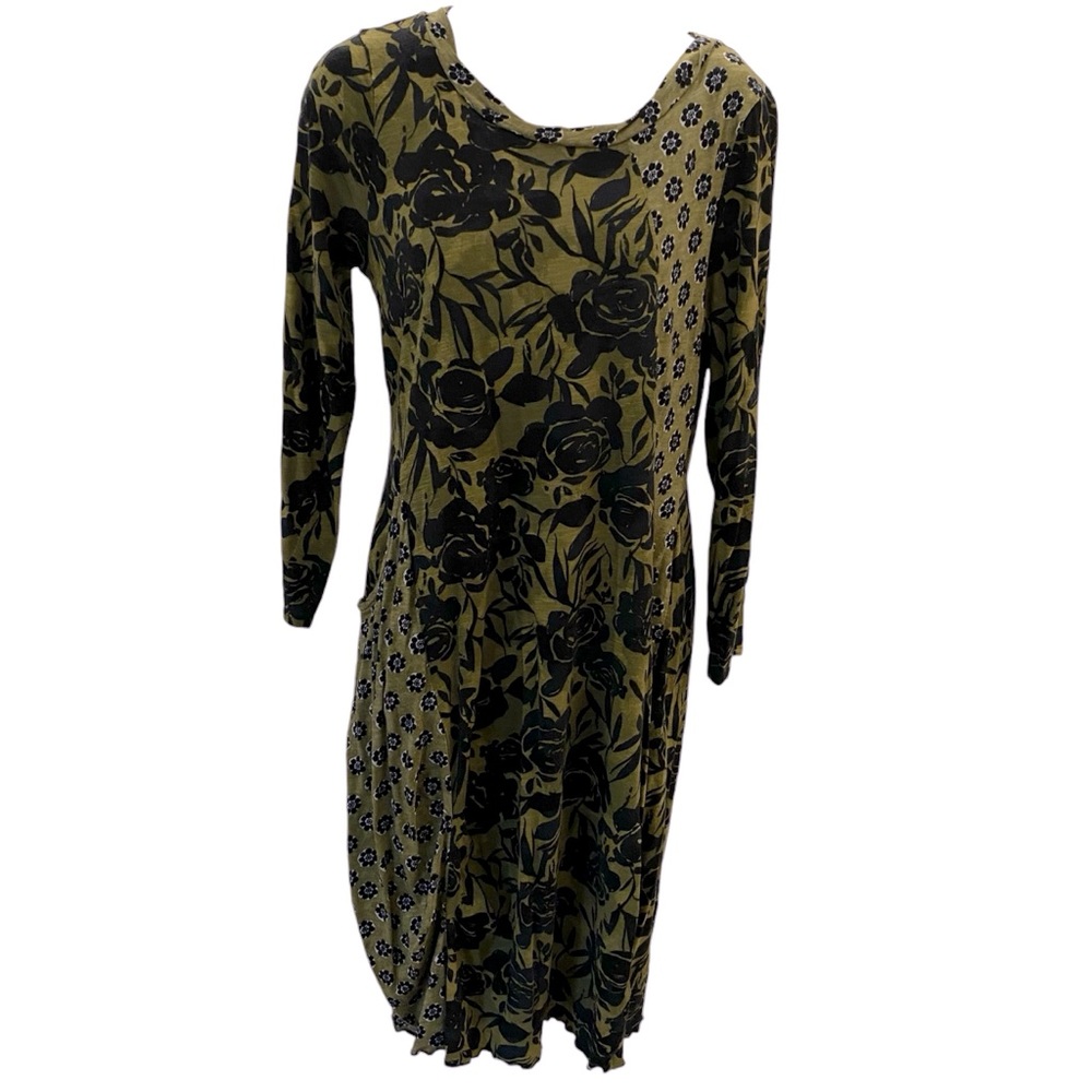 LIV BY HABITAT- JETSET CRINKLE ANYTIME DRESS- SIZE S